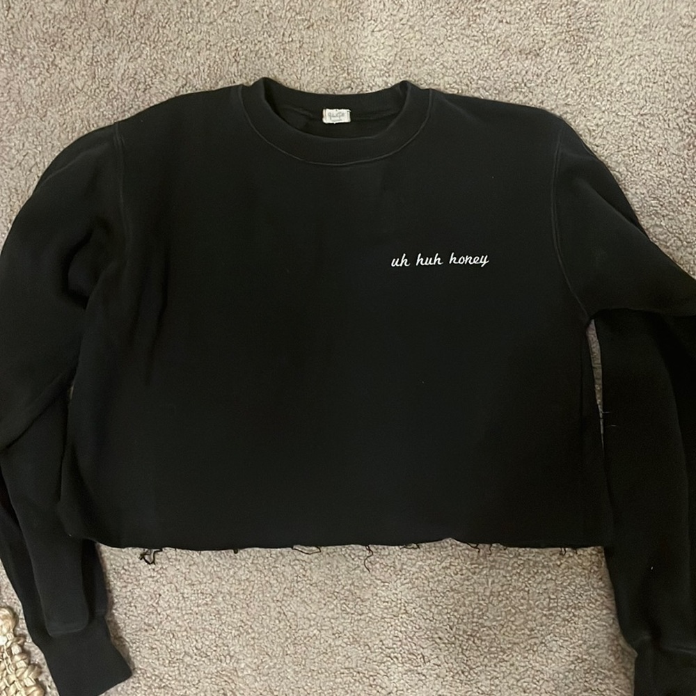 Brandy Melville “Uh Huh Honey” Cropped Crewneck